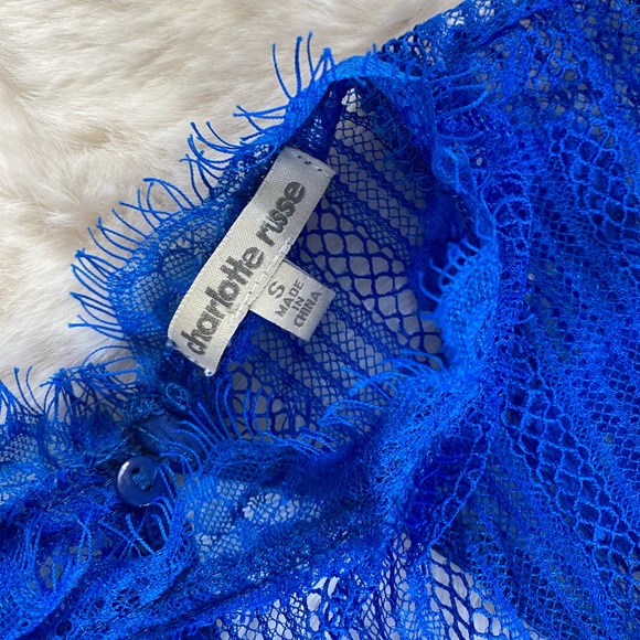 Charlotte Russe - Cobalt Blue Floral Lace Long Sleeve Open Back Bodycon Romper - Picture 5 of 10